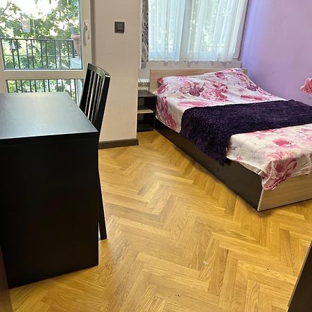 Апартаменты Luxury Oasis In Absolute Center Of София Экстерьер фото